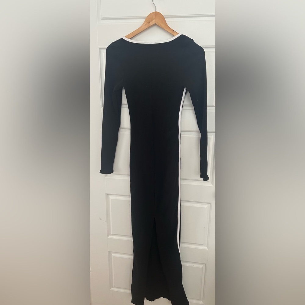 Fashion Nova Black and White Long Sleeve snatched Dress - Picture 2 of 4